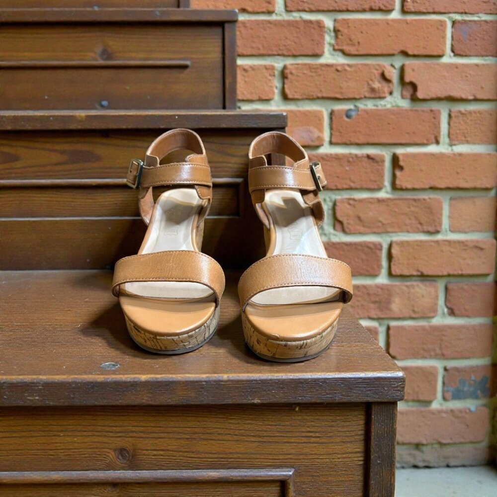 Cathy Jean Tan Platform Cork Wedge Size 8